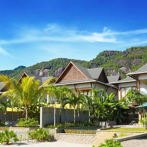Ja Enchanted Waterfront Seychelles בית הארחה