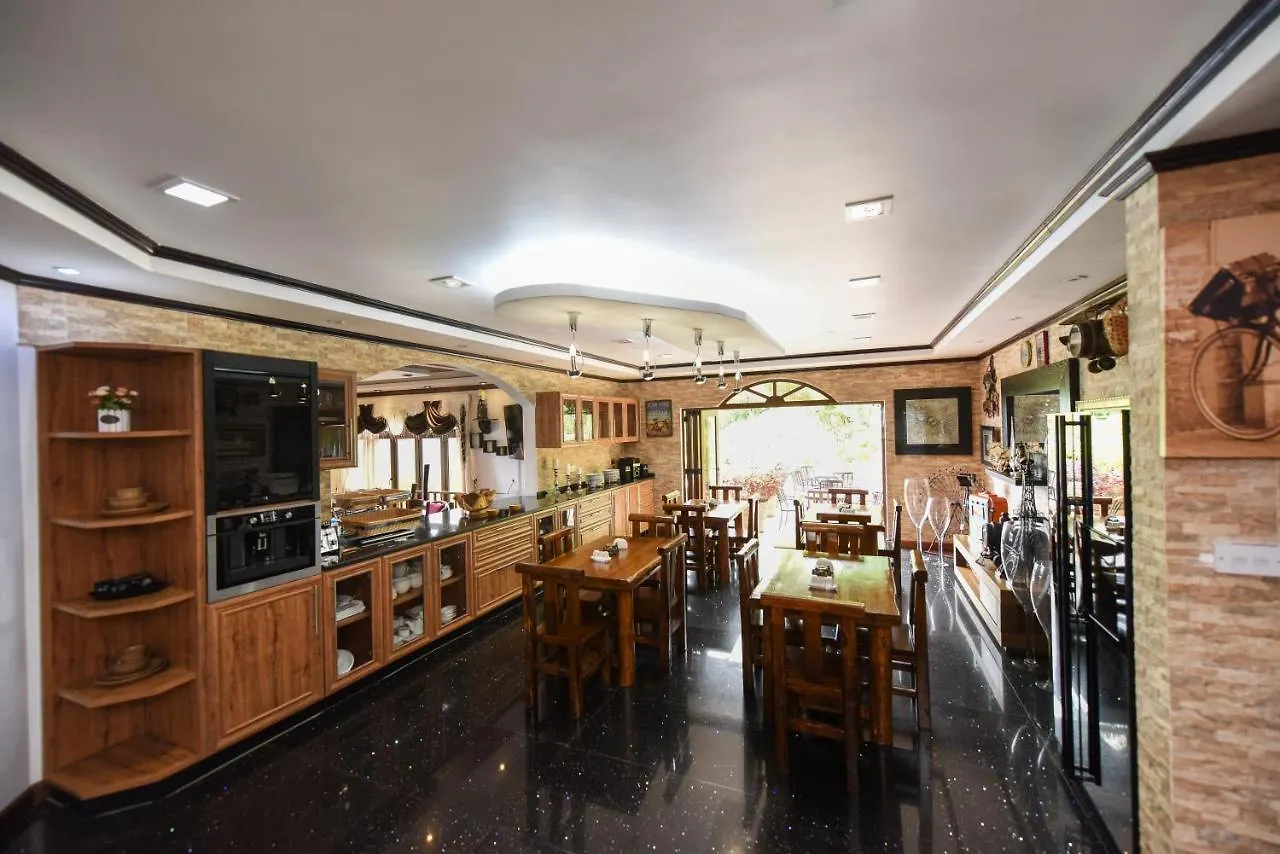 Ocean Terrace Hotell Anse Royale Pensionat